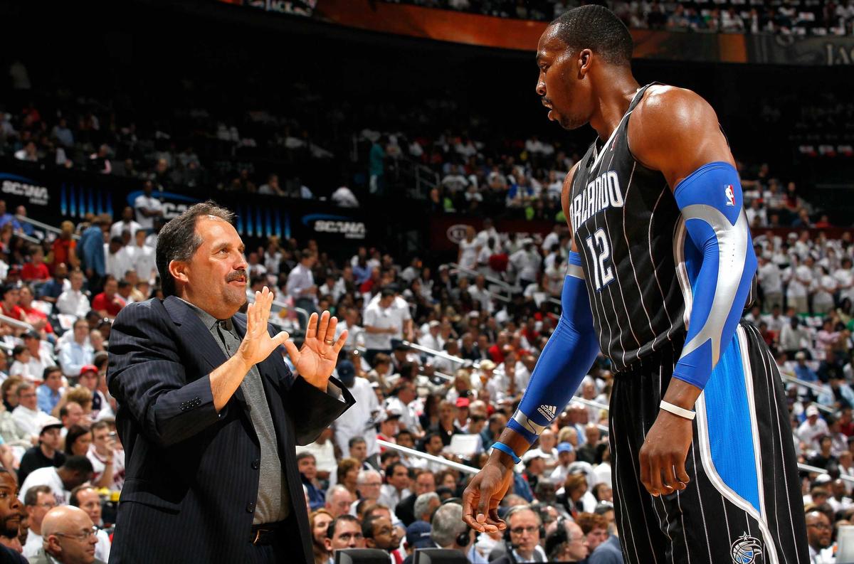 拉莫斯确认离开蒙特雷，将继续职业生涯（拉莫斯官宣告别蒙特雷，职业生涯继续前行）