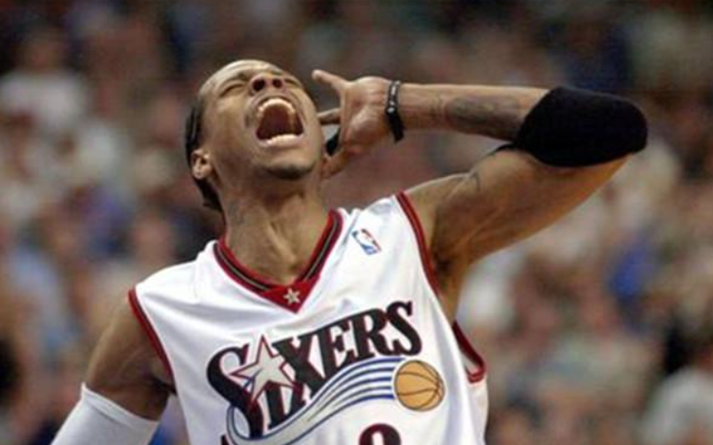 亚历山大签名鞋成圣诞心愿（亚历山大签名鞋成为圣诞愿望清单热门）