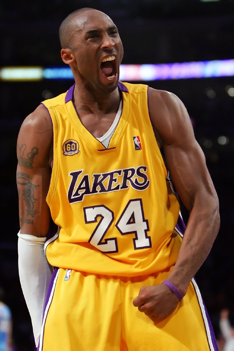 鲍曼：不关心诺伊尔是否重返德国队；人们似乎不尊重他的决定（鲍曼：不在意诺伊尔是否重返德国队，外界并未尊重他的选择）