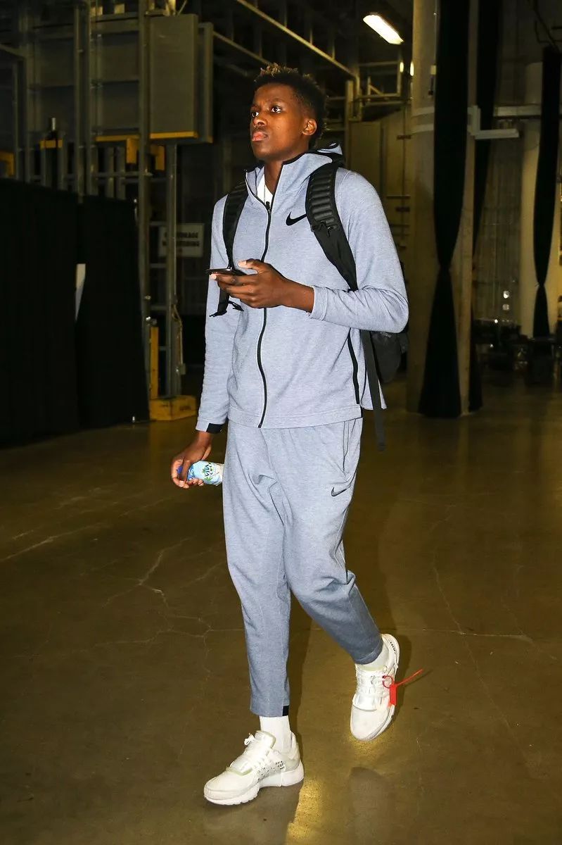 瓜迪奥拉谈10人轮换：确实有些过头了 我对此负全责（瓜迪奥拉反思10人轮换：确实过度，责任在我）