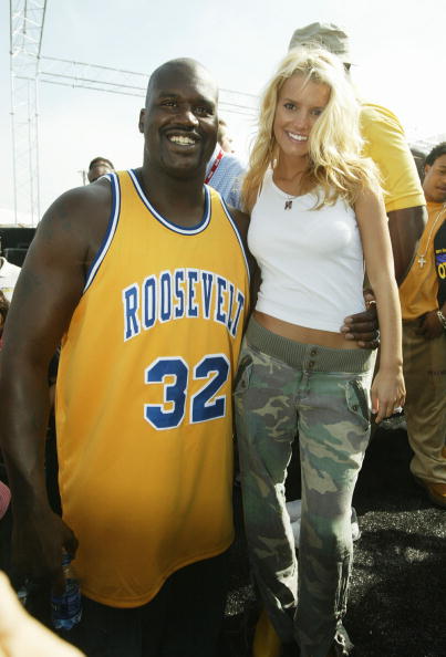 皇马维尼修斯关键进球锁定胜局（维尼修斯关键破门助皇马锁定胜利）