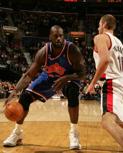 欧冠冠军、世界冠军&前枪手球探：本周寿星“野兽”卡伦布（欧冠与世界杯双冠得主、前阿森纳球探：本周寿星“野兽”卡伦布）