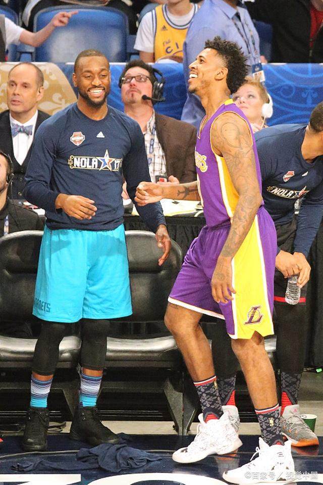 龙赛罗：巴萨落后8分都能夺冠 皇马有15冠底蕴也能做到（龙赛罗：巴萨即使落后8分仍能封王，皇马凭15冠底蕴同样可成）