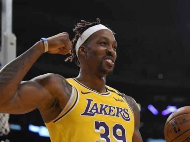 队报：球迷不满英超取消节礼日赛程，认为英超违背了传统（《队报》：英超取消节礼日赛程惹恼球迷，被指有违传统）