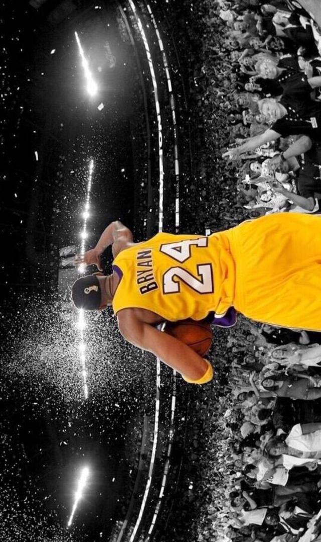 体坛记忆｜为了得到18岁的詹姆斯，各大运动品牌付出了多大的代价？（体坛记忆｜18岁詹姆斯：各大运动品牌为他付出了怎样的代价？）