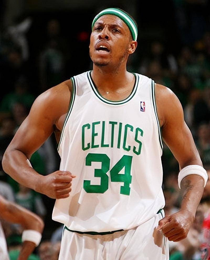 霍福德：正在处理坐骨神经痛问题，至少还要缺席一周（霍福德受坐骨神经痛困扰，预计至少还将缺阵一周）