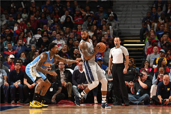 记者：邵佳一执教国足会带着部分在青岛西海岸的助手（记者称邵佳一若执掌国足，将带上部分青岛西海岸助手）