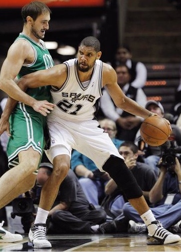 阿斯：塞维利亚冬窗想补强锋线，有意多特前锋法比奥-席尔瓦（《阿斯》：塞维利亚冬窗欲补锋线，瞄准多特前锋法比奥·席尔瓦）